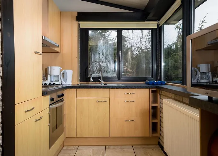 בית נופש Haus 11 By Interhome גרולסטיין