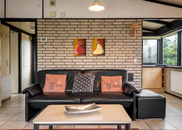 בית נופש Haus 11 By Interhome גרולסטיין